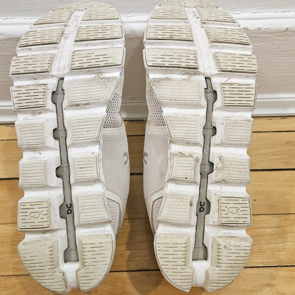 On Cloud White Sneakers - Picture 5 of 5